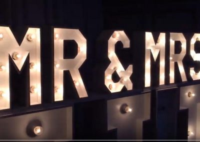 Mr & Mrs Giant letters & singer